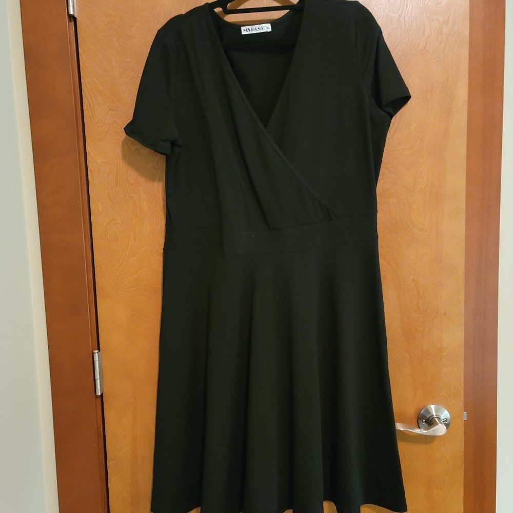 Short Sleeve Faux Wrap Dress Size XL NWOT